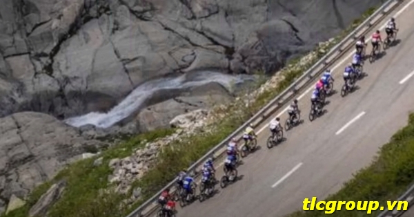 Sturz Mäder Tour De Suisse Video